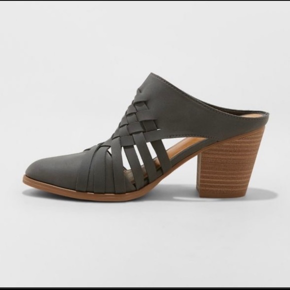 NWT-Universal Thread Dark Gray Mules - Picture 2 of 8